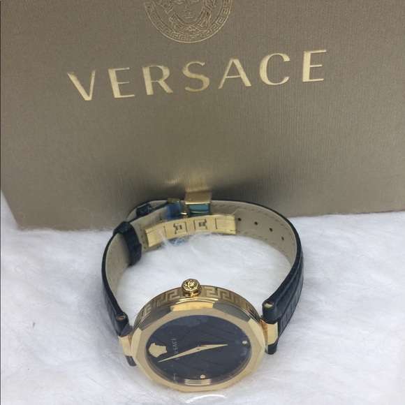 🔥VERSACE Watch - Picture 4 of 17